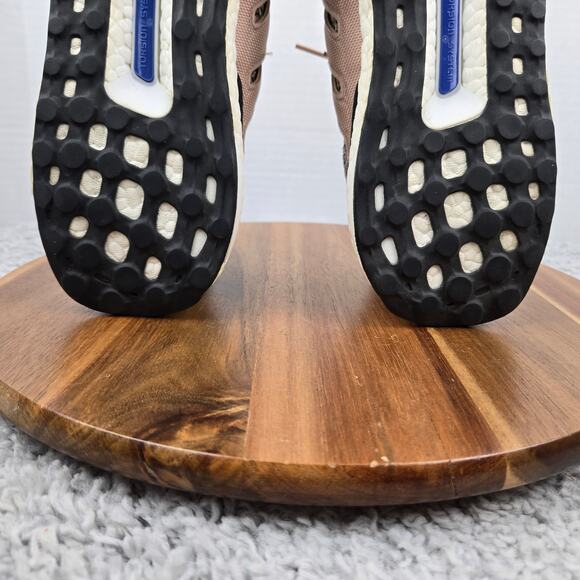 Adidas Men 10.5 Ultra Boost 4.0 Ash Pearl Athletic Gym Daily Running Shoe BB6174 - Picture 10 of 12